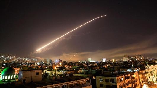 I TAMBURI DI GUERRA FANNO TREMARE LE BORSE