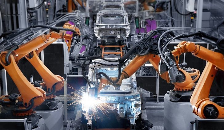 LA DERIVA DELL’AUTOMOTIVE